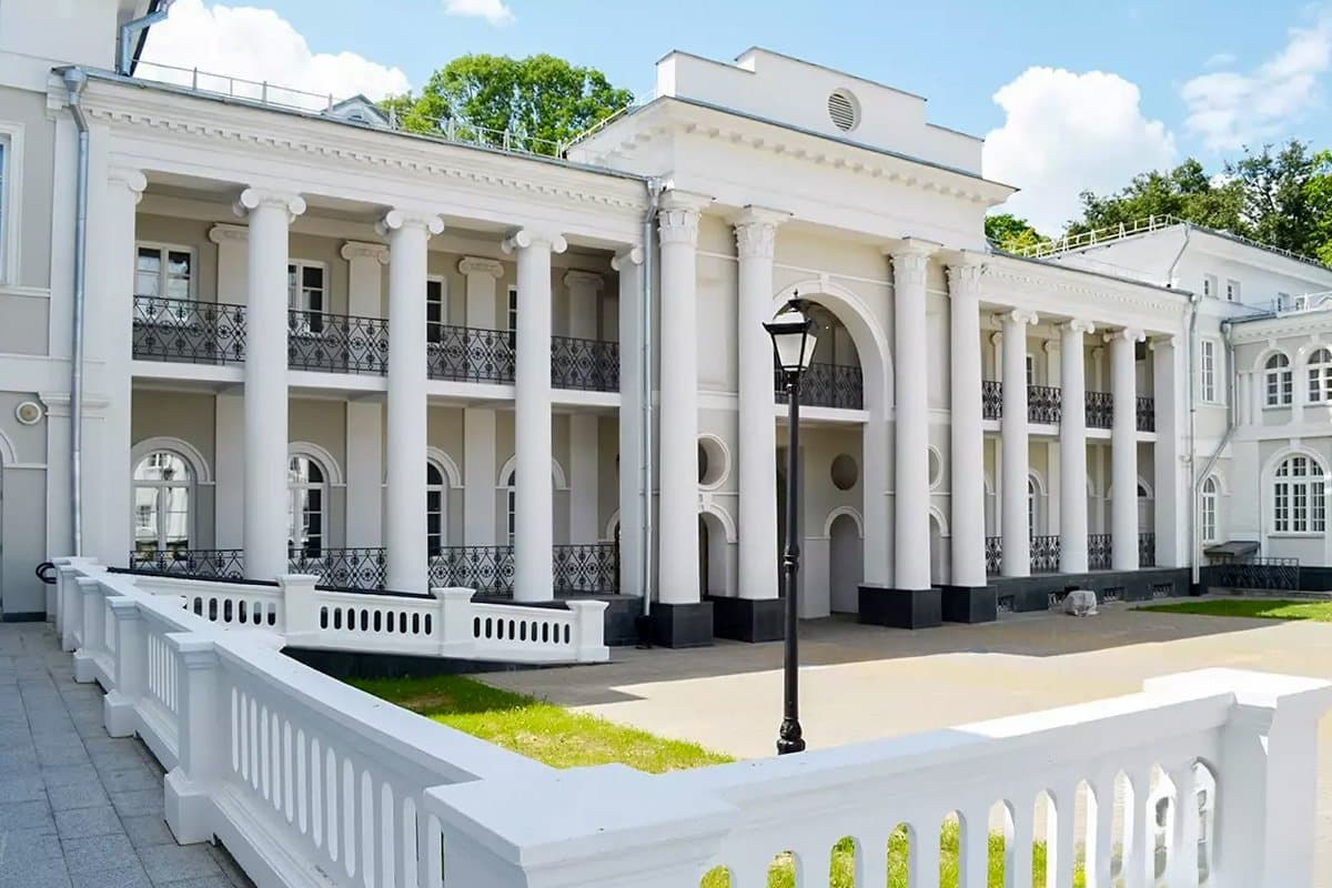 ВРЕМЕНА И СУДЬБЫ: ПО СЛЕДАМ СТАРИННЫХ АЛЛЕЙ — фото 4